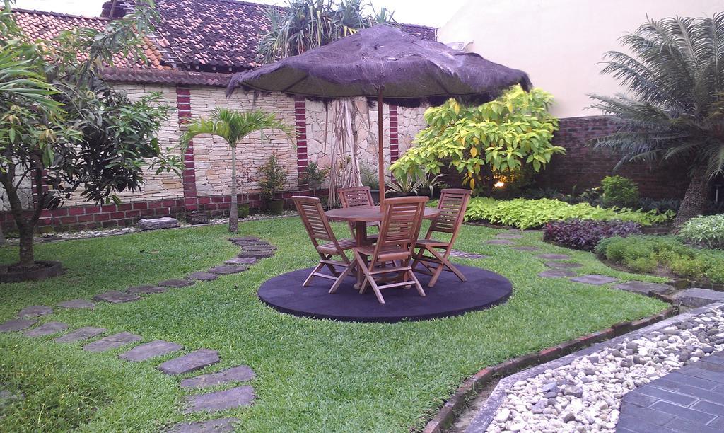 Ndalem Bantul Hotel Jogjacarta Exterior foto